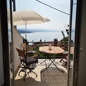 New Cosy With Private Parking Apartment Opatija