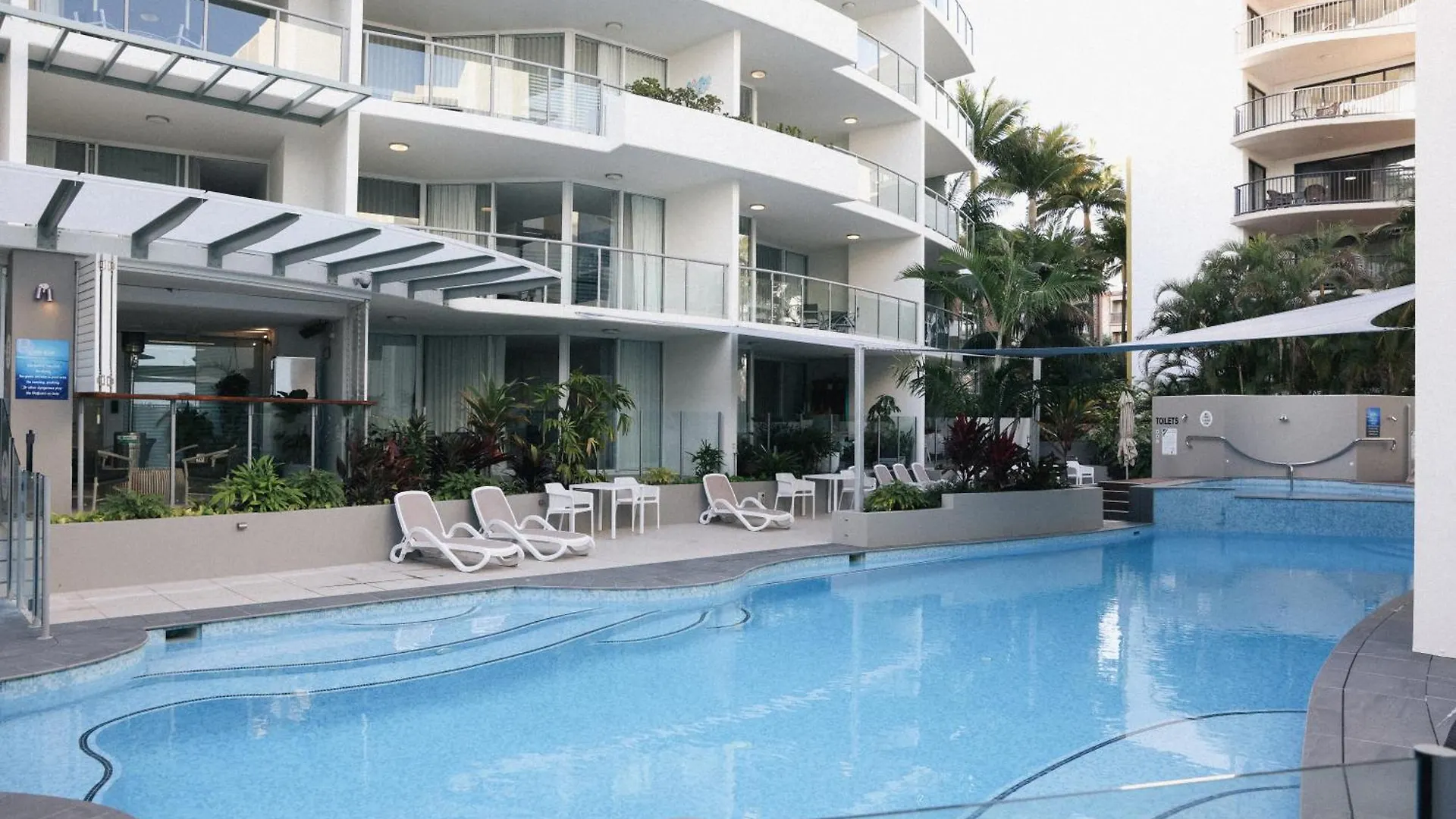 Rumba Beach Resort Калаундра